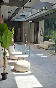 Salon sprzedaży Forma Inversa, ul. Kiełbaśnicza 21-22, Wrocław